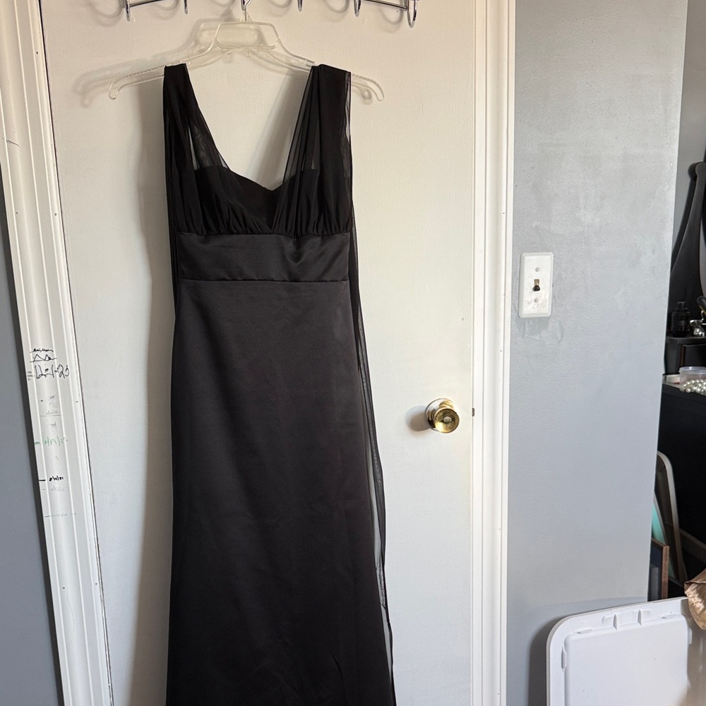 Elegant Black Maxi Dress with Sheer Bodice